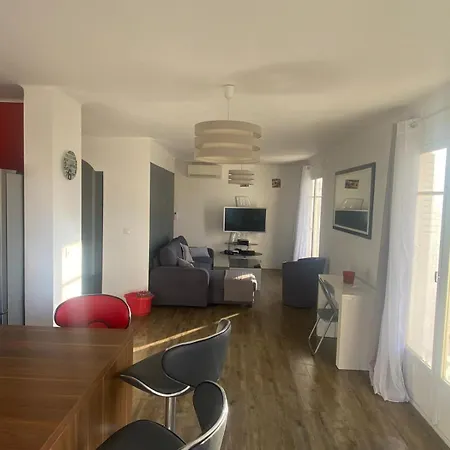 3 Pieces A Croix Des Gardes Cannes